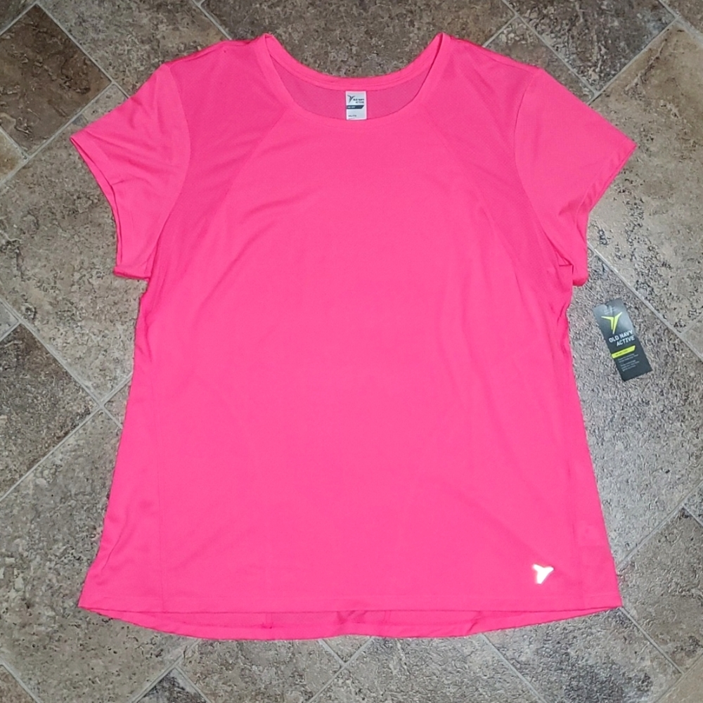 Sale 💥3/$30 Old Navy Active Go-Dry Athletic Short Skeve Shirt